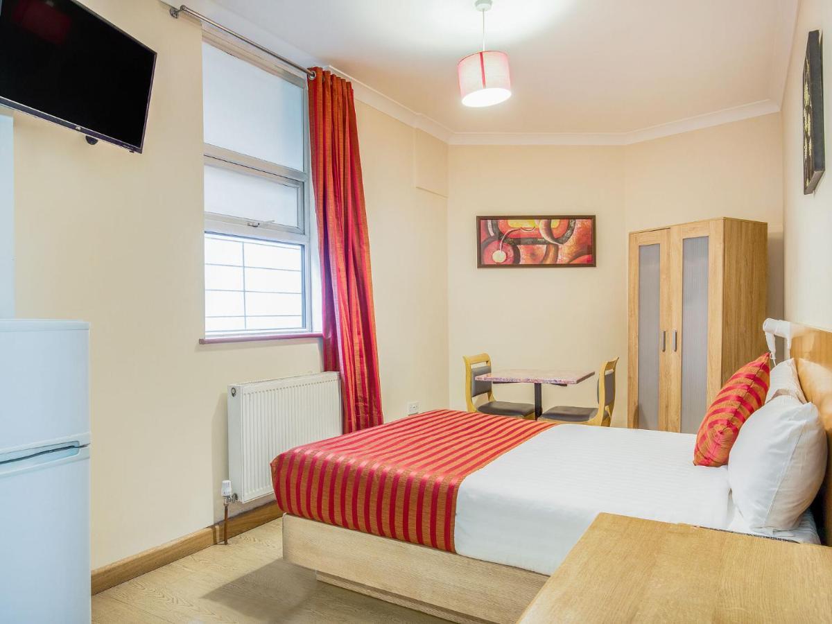 Lovely Studio In London With Patio Extérieur photo